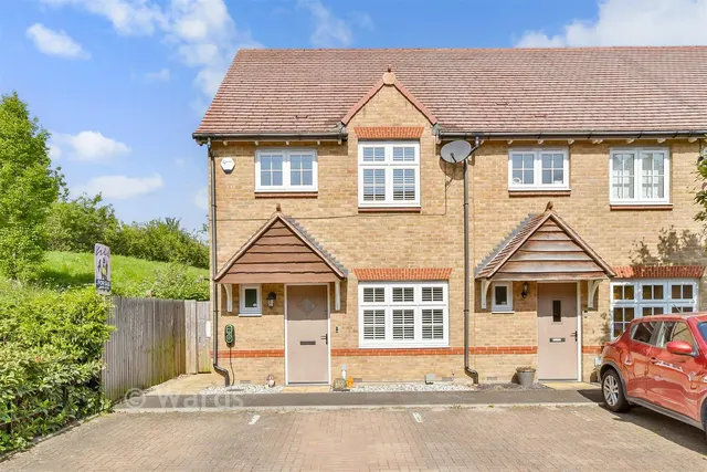 Papyrus Drive, Sittingbourne, ME10, photo 1