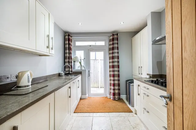 Lambert Road, Banstead, SM7, photo 3