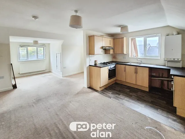 Chapel Court NEWPORT, NP11, photo 2