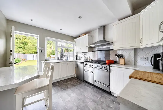 Photo 2 — Lumley Road, Horley, RH6 7JL