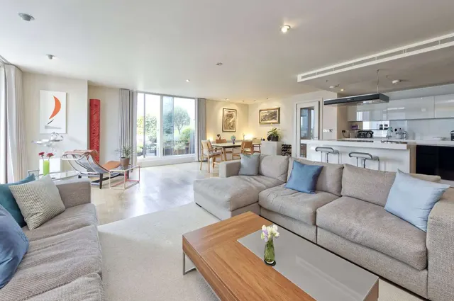 Photo 2 — Gatliff Road, London, SW1W 8BD