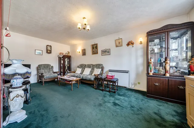 Photo 3 — Sidcup Hill, Sidcup, DA14 6HG