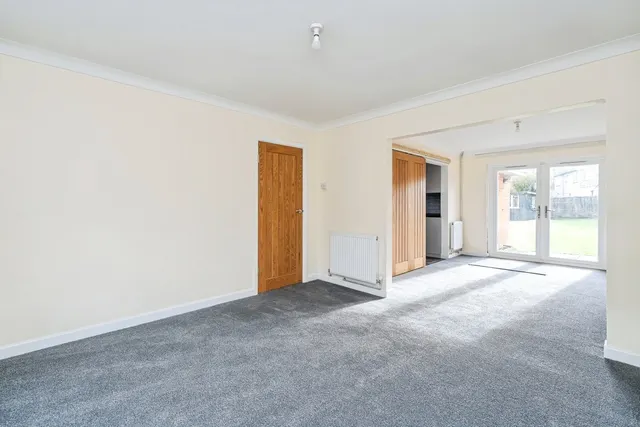 Spicers Hill, Totton, SO40, photo 2