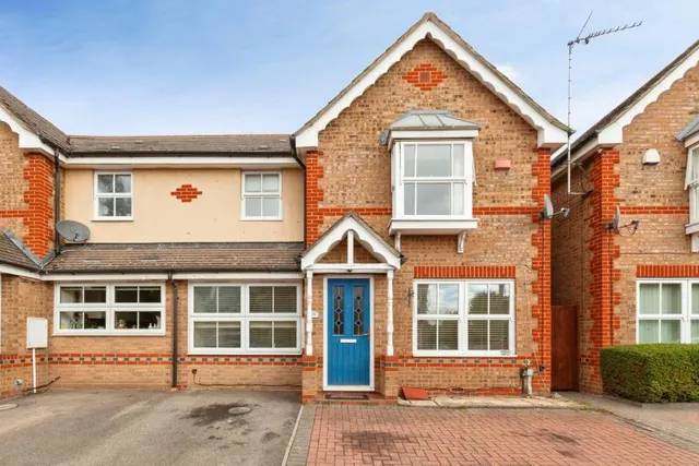 Nine Acres, Slough, SL1, photo 1