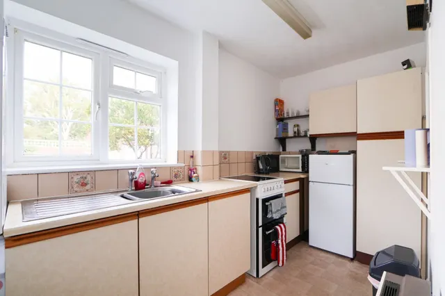 The Glebe, Wrington, BS40, photo 3