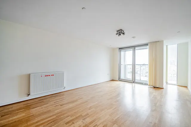Dancers Way, SE8, photo 1