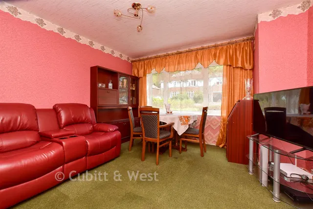 Hillbury Road, Whyteleafe, CR6, photo 3