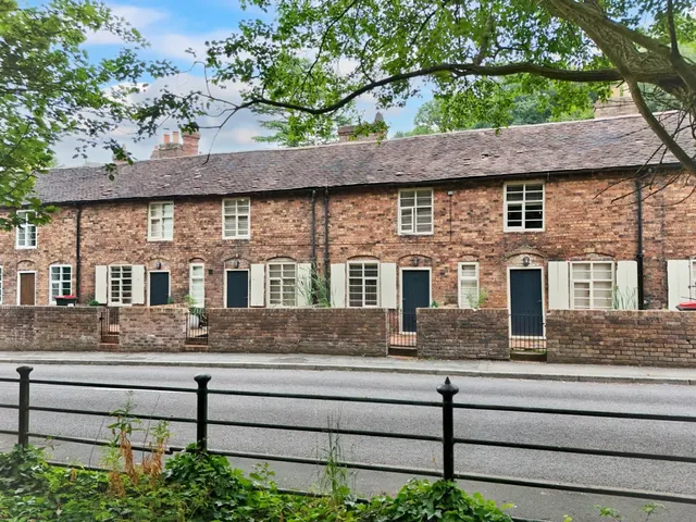 Carpenters Row, Wellington Road, Coalbrookdale TF8 7DX, photo 1