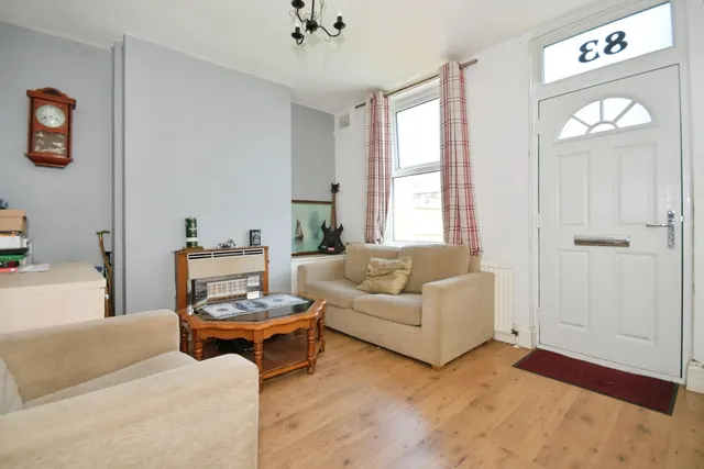Photo 3 — Derby Road, Chesterfield, Derbyshire, S40