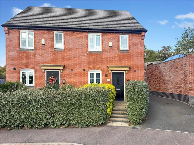 David Hobbs Rise, Market Harborough, LE16, photo 1
