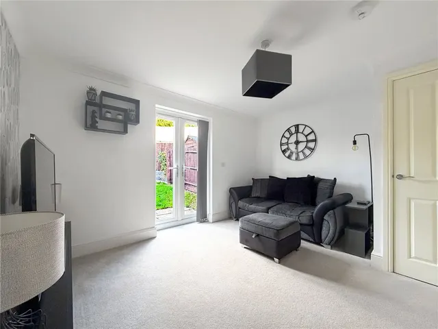 David Hobbs Rise, Market Harborough, LE16, photo 2