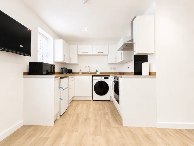 Wood Street, Mansfield, NG18, photo 3
