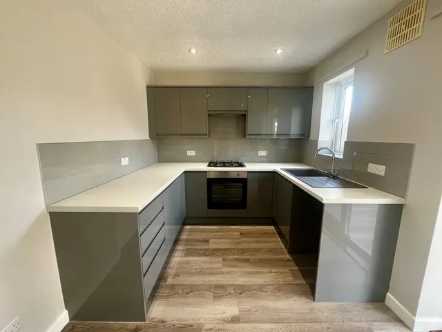 Photo 2 — Old Quarry Close, Barlborough, S43