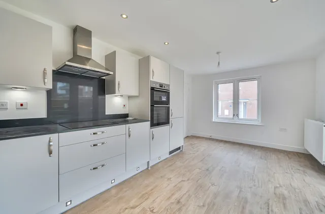 Sun Lane, Alresford, SO24, photo 3