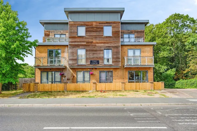 Lawn Lane, Hemel Hempstead, HP3, photo 1