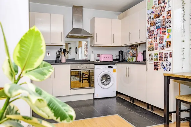 Lawn Lane, Hemel Hempstead, HP3, photo 3