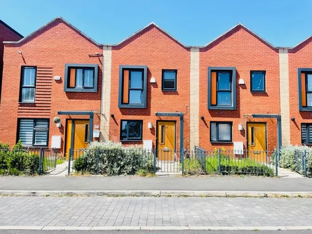 Athole Street, Salford, M5, photo 1