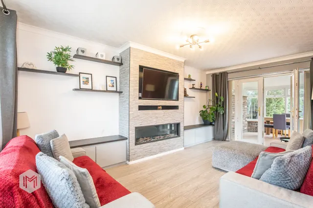 Photo 2 — Bolton Road, Pendlebury, Swinton, Manchester, M27 8XA