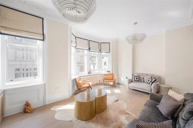 Photo 3 — Bentinck Street, Marylebone, London, W1U
