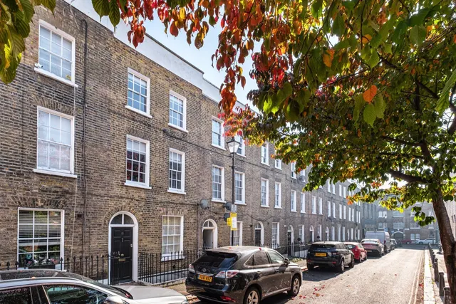 Hermit Street, Finsbury, EC1V, photo 1