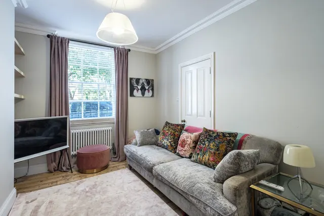 Hermit Street, Finsbury, EC1V, photo 2