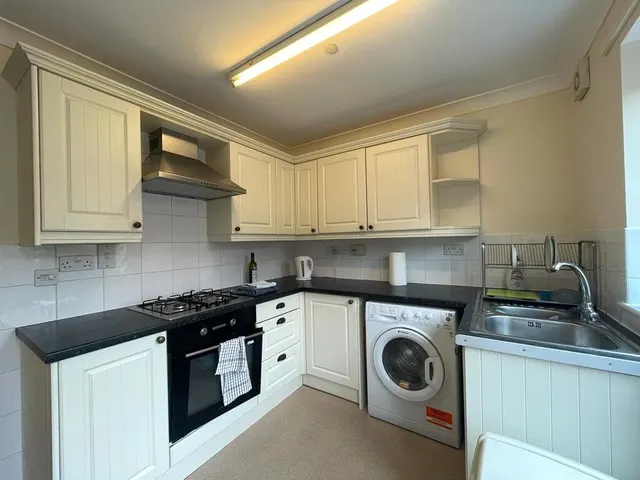 King William Street, Exeter, EX4, photo 3