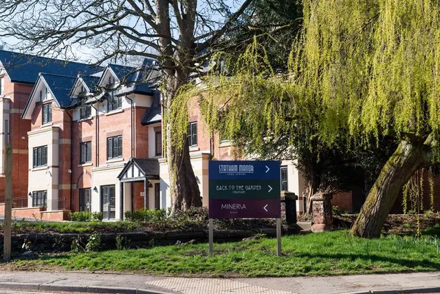 Minerva Place, Lymm, photo 2