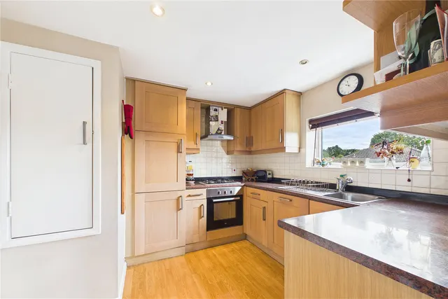 Woodlands Road, Camberley, GU15, photo 3