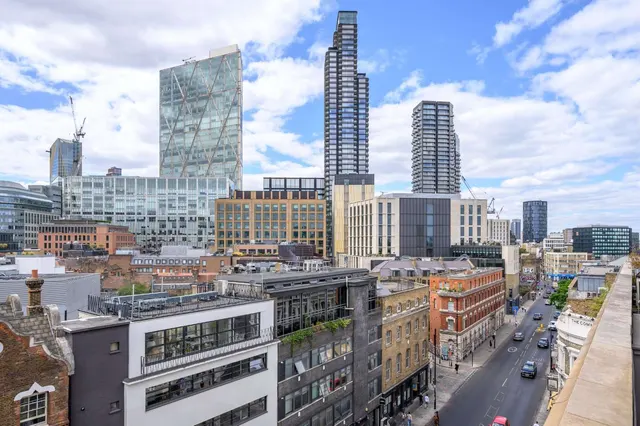 Photo 3 — Commercial Street, London, E1 6NQ