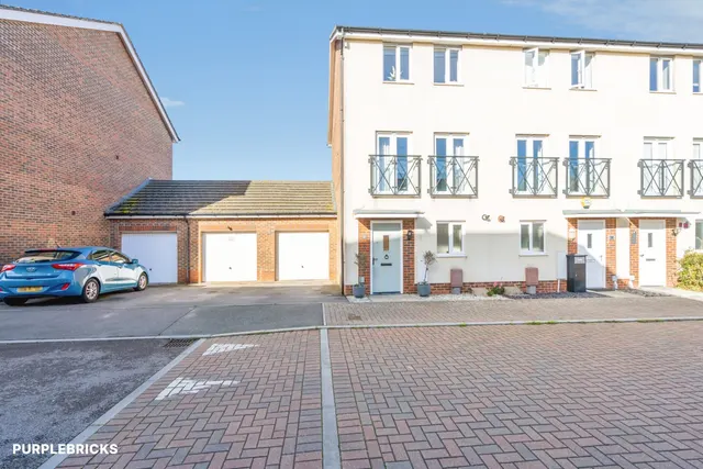 Meaden Way, Bognor Regis, PO22, photo 1