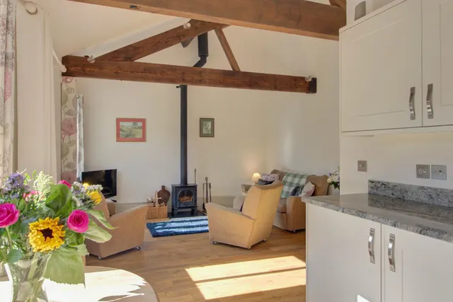 Poulshot, SN10, photo 2