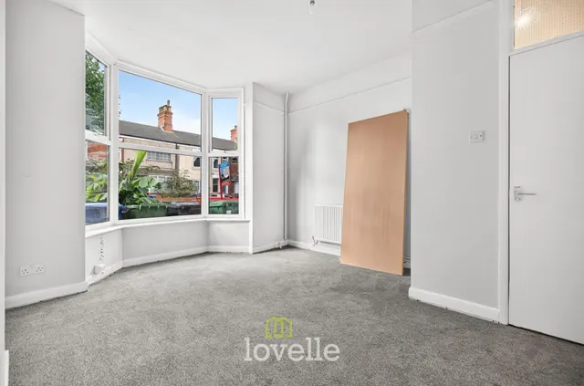 Hainton Avenue, Grimsby, DN32, photo 3