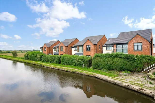 Summerwood Lane, Halsall, L39, photo 1