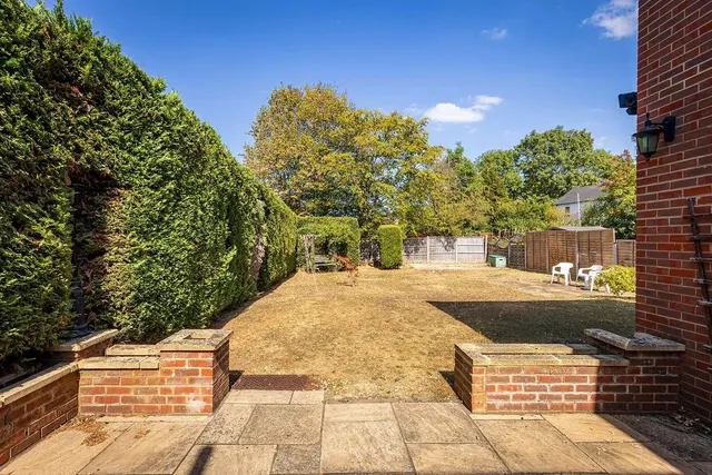 Photo 3 — Winterhill Way, Guildford, Surrey, GU4 7LA