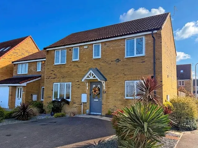 Chartwell Gardens, Kingswood, Hull, photo 1