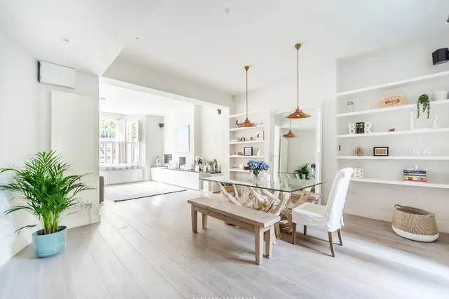 Photo 2 — Fernshaw Road, Chelsea, London, SW10 0TG