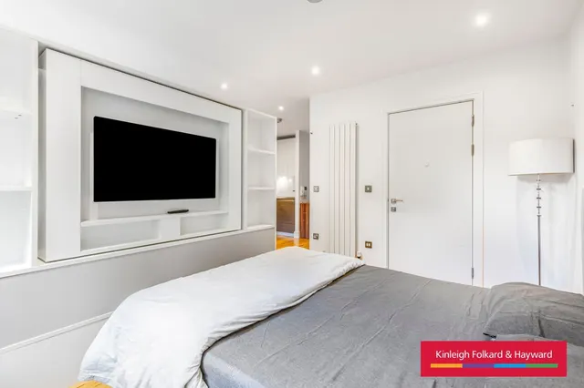 Molesworth Street, Lewisham, SE13, photo 3
