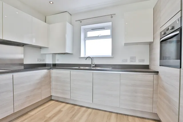 Stabler Way, Poole, BH15, photo 3