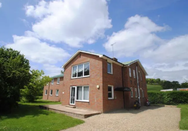 New Close, Hambleden, RG9, photo 3
