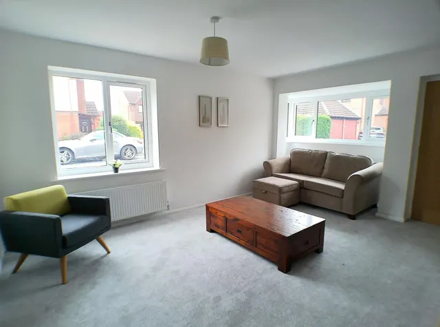Walnut Road, Bottesford, NG13, photo 3