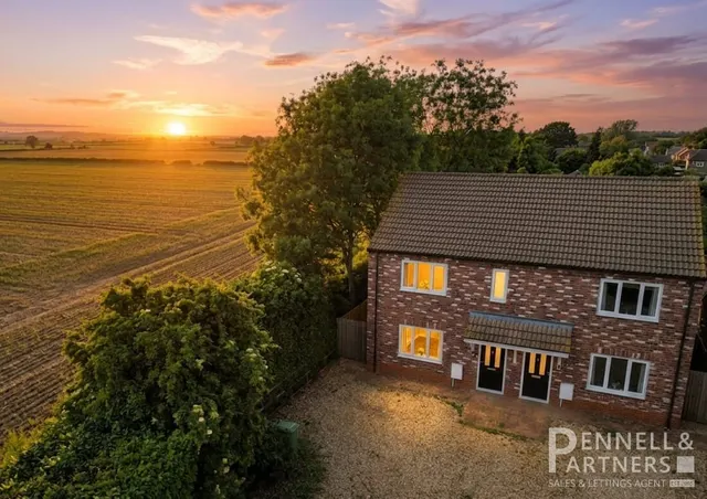 Whittlesey, Peterborough, photo 1