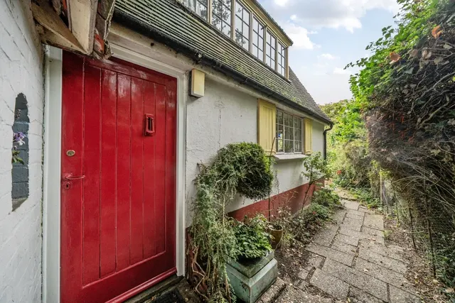 Photo 2 — Bix Henley-On-Thames RG9