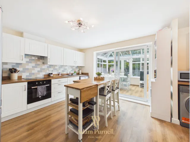Bonneville Road, Hinckley, LE10, photo 3
