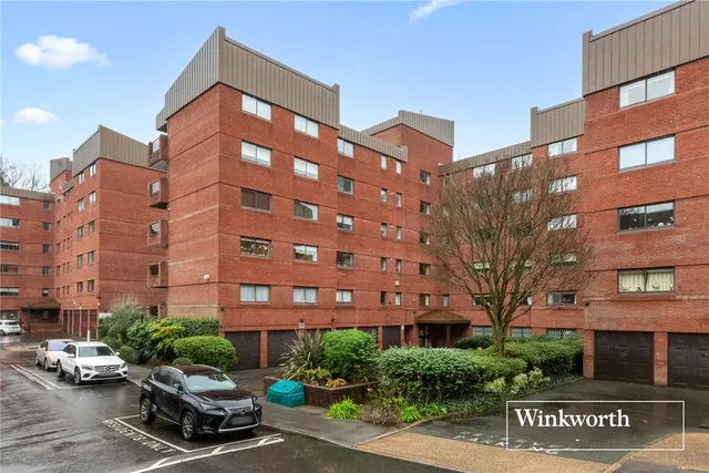 Spencer Close, Finchley, London, N3, photo 1