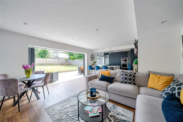 Amberley Close, Send, GU23, photo 2