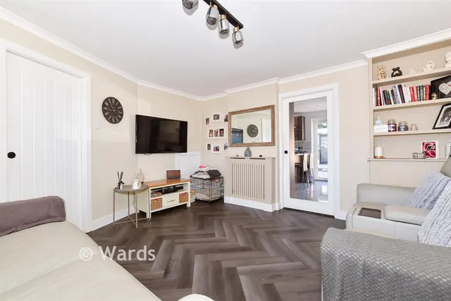 Stanley Close, Staplehurst, TN12, photo 3