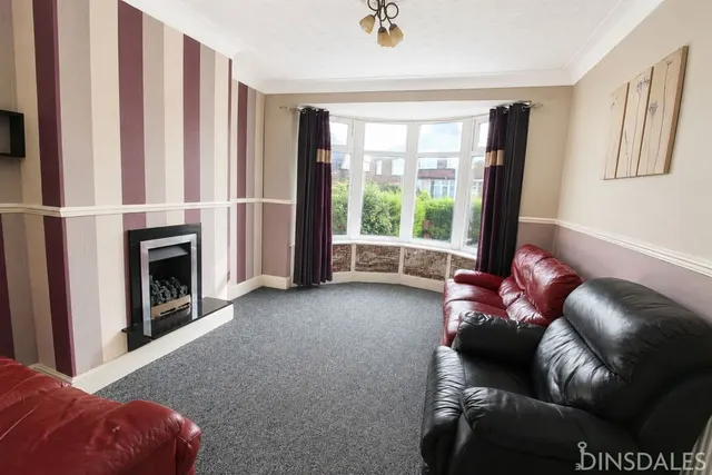 Photo 3 — Beechwood Avenue, Bradford BD6 3AN