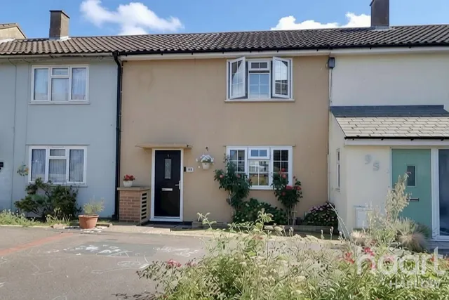 The Fortunes, Harlow, CM18, photo 1