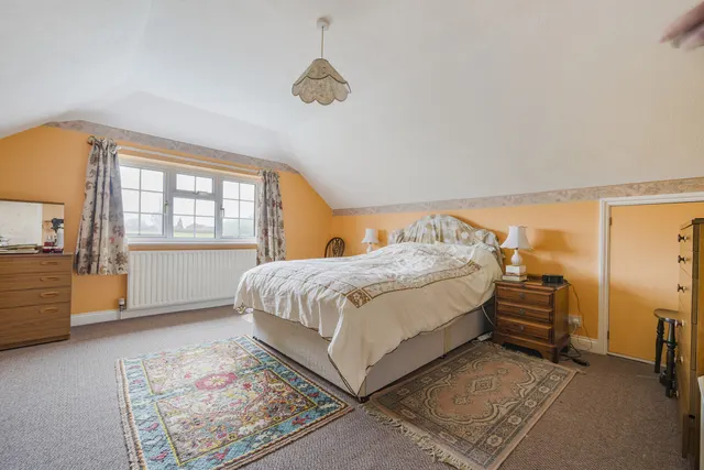 Theale Road, Burghfield, RG30, photo 3