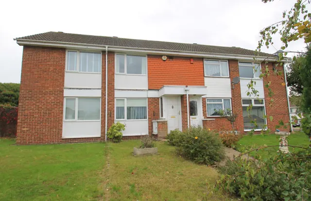 Photo 2 — Keats Road, Welling